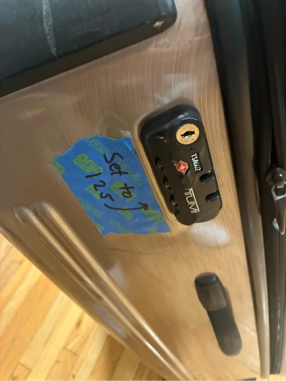 Tumi good used
